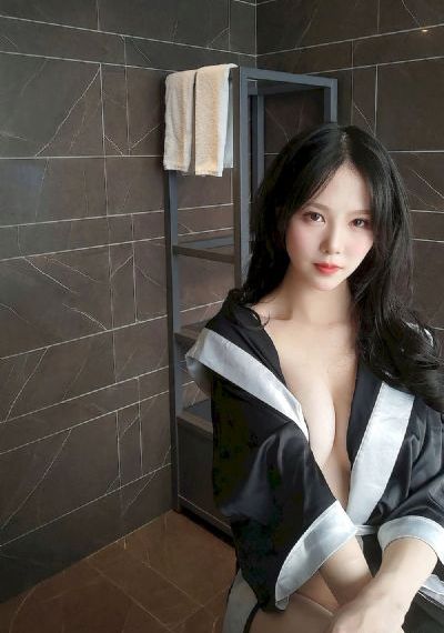韩国电影女秘书_HD天堂在线
