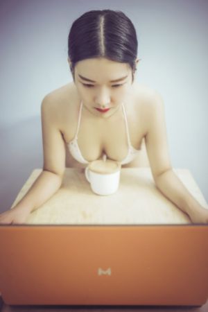 www.中文字幕com_高清电视剧观看