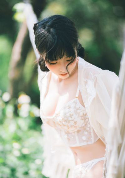 受欺辱的新任女教师_4K高清免费观看