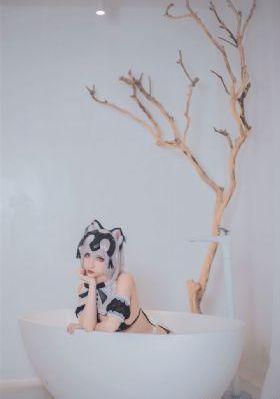 三级做爰蜜桃成熟时电影卿本佳人_BD英语免费全集观看